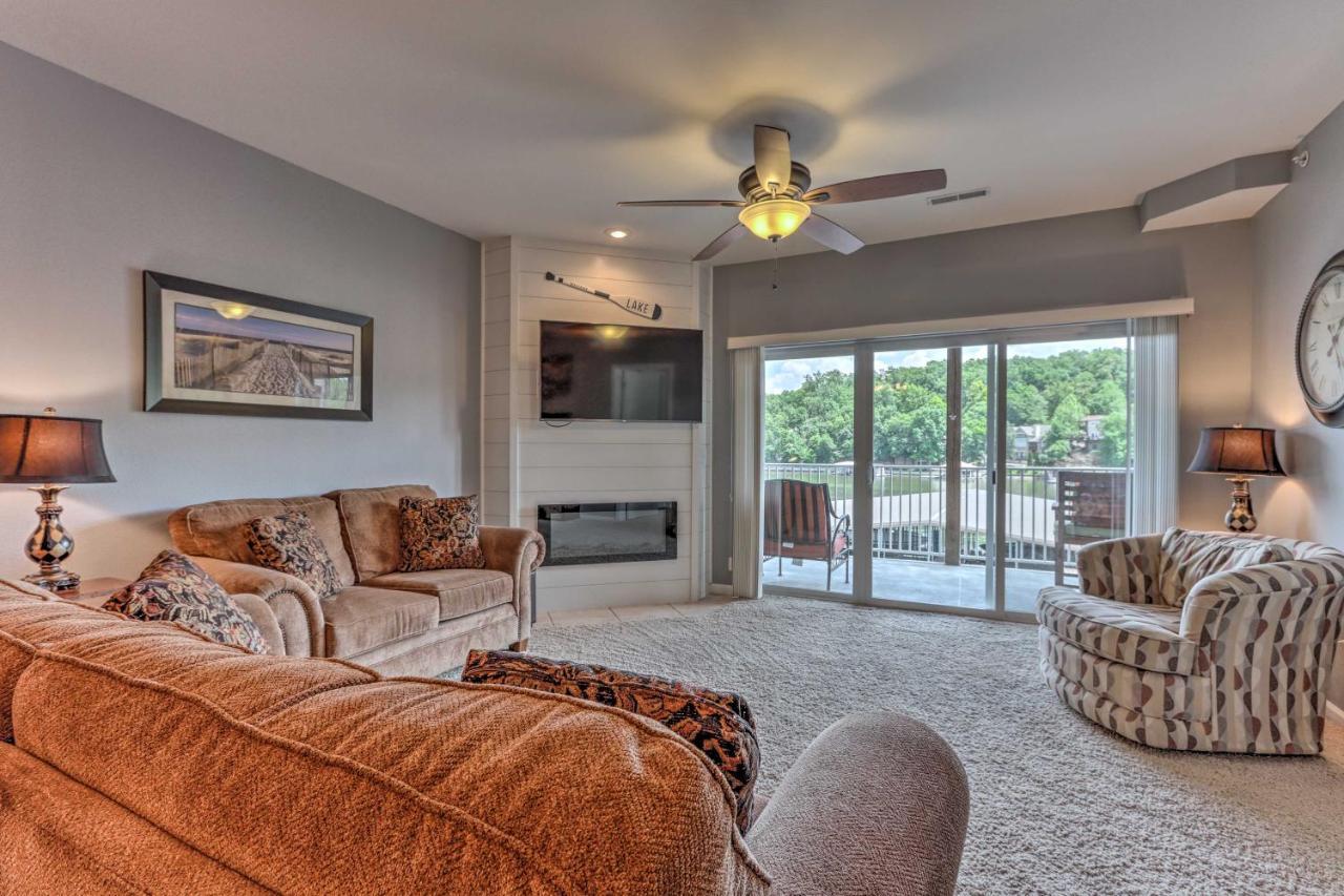 Idyllic Camdenton Condo With Community Pool And Lake! Exterior photo
