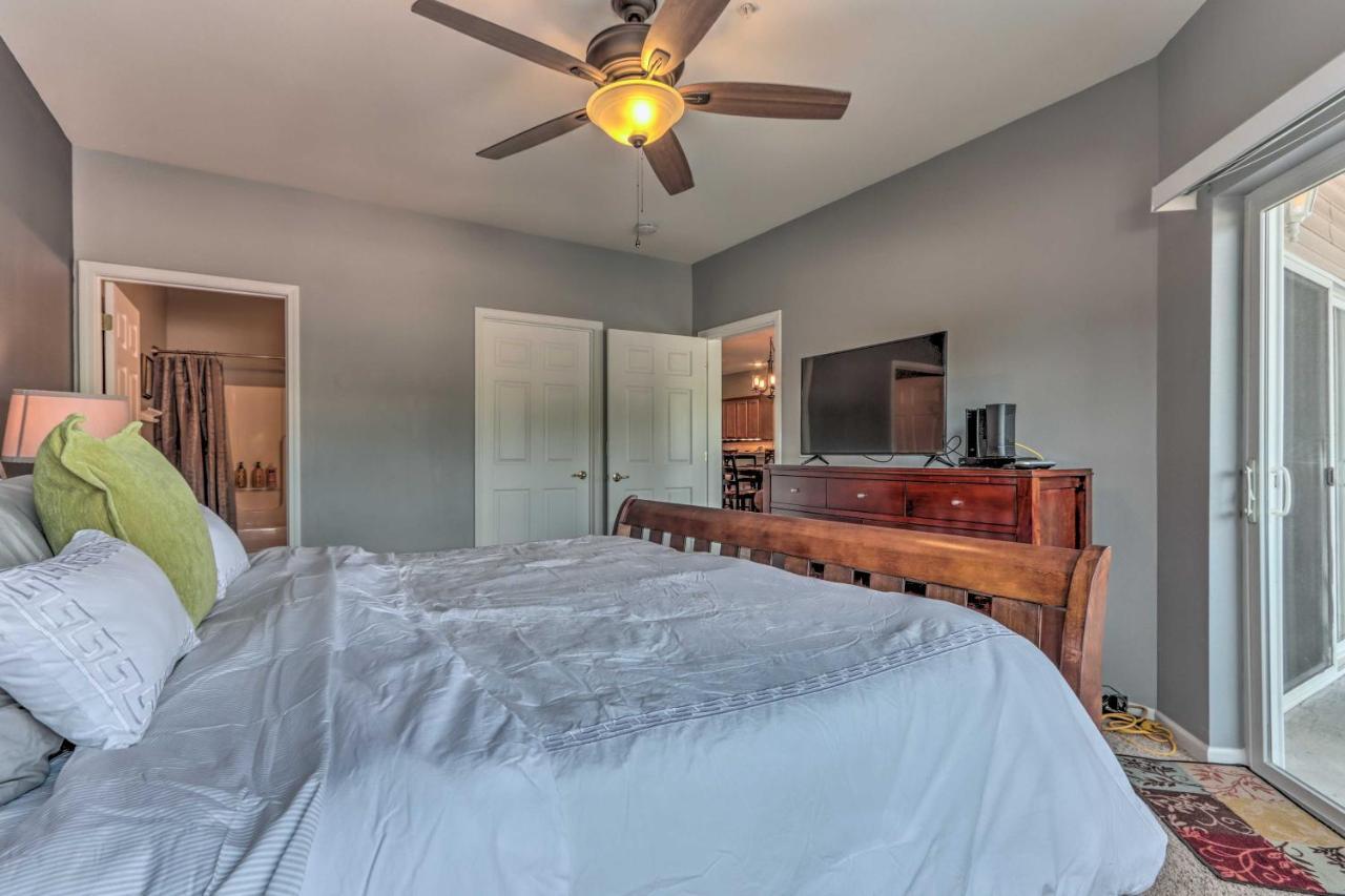 Idyllic Camdenton Condo With Community Pool And Lake! Exterior photo